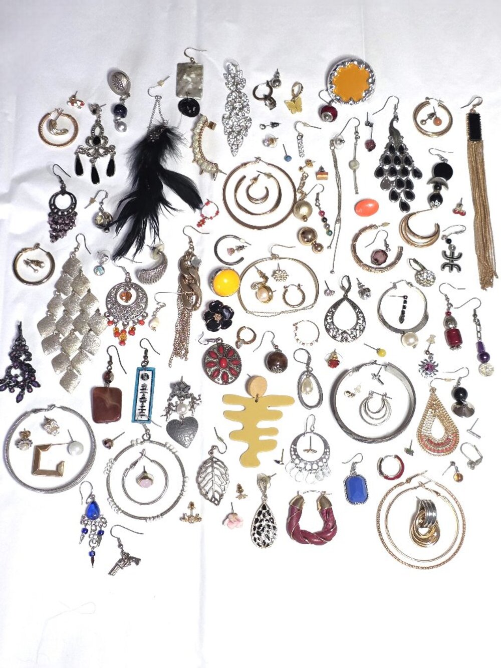 Huge pierced earring bundle - single earrings